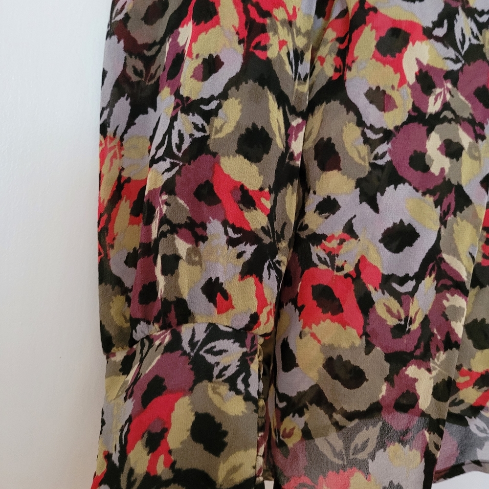 Blouse - Picture 9 of 10